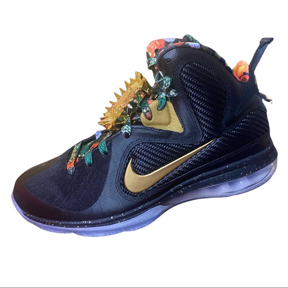 Nike LeBron 9 Watch The Throne 2022 Mens Sneakers Size 8 Womens Size 9.5